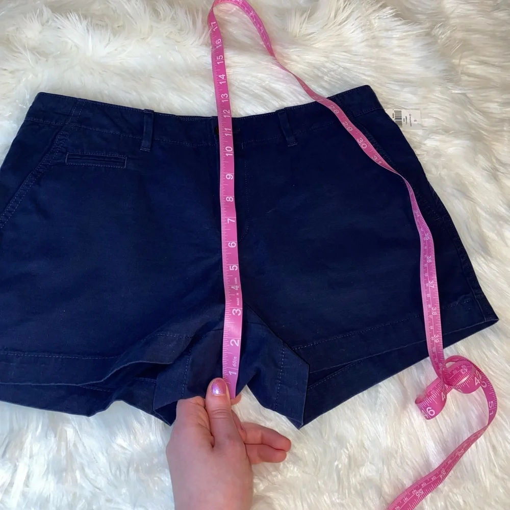GAP new with tags size 2 R dark blue shorts